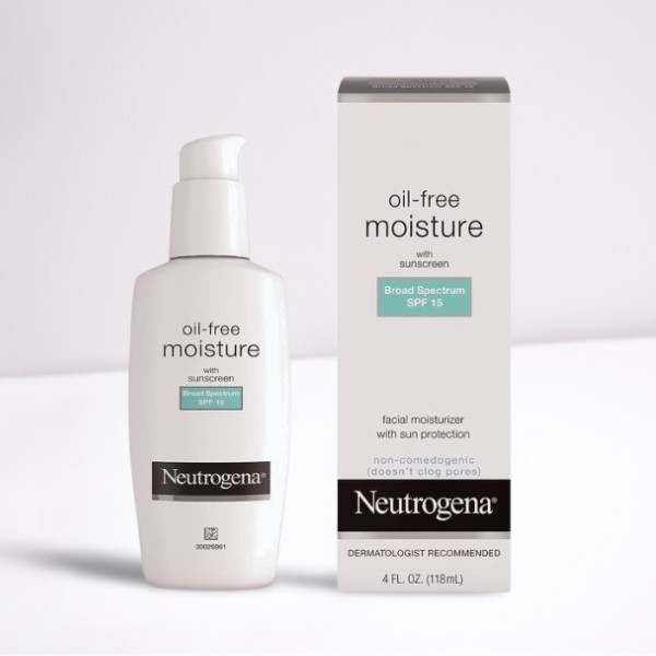 Neutrogena Oil-Free Moisture SPF15 (115gm)
