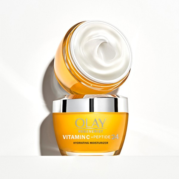 OLAY Vitamin C + Peptide 24 Face Moisturizer 50ml