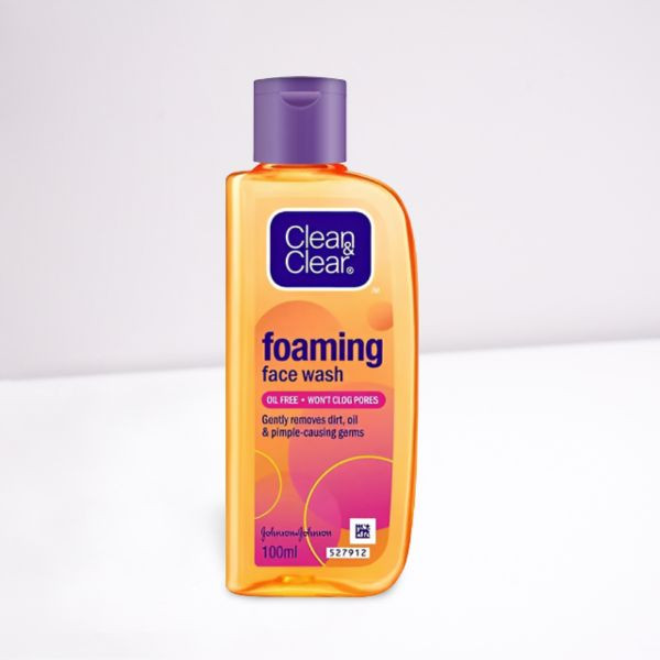 Clean & Clear Foaming Face Wash 100ml