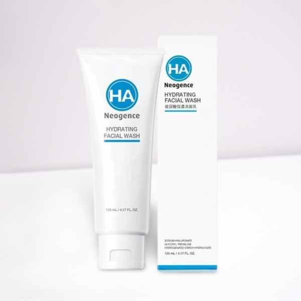 Neogence Hydrating Facial Wash (125 ml)