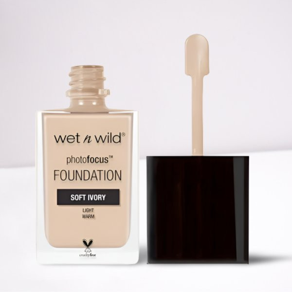 Wet n Wild Photo Focus Matte Foundation – Soft Ivory